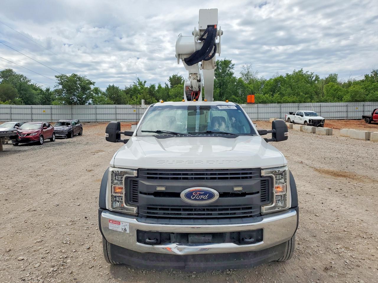 Ford F-550 Super Duty