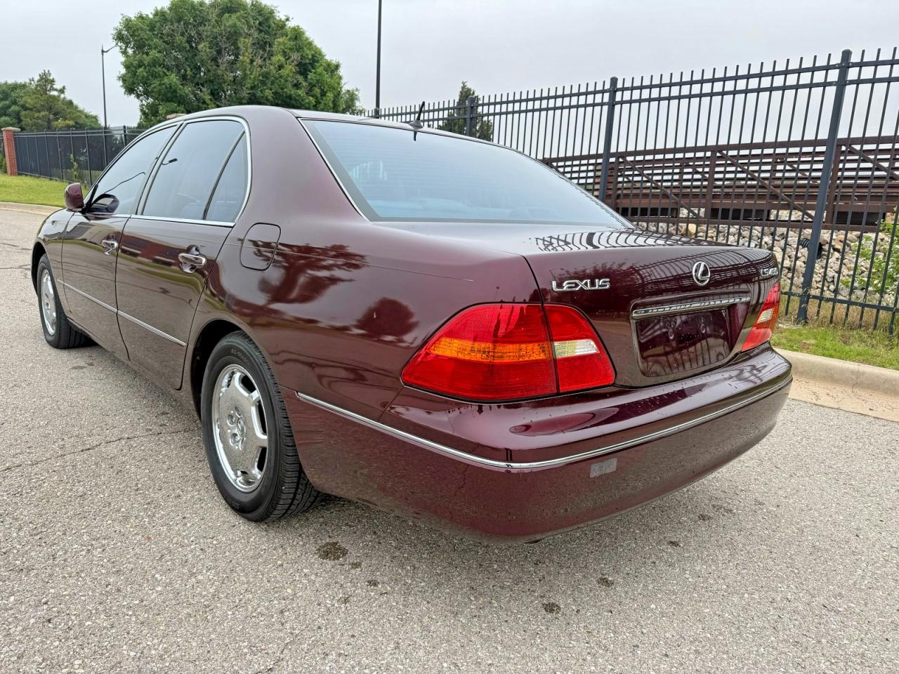 Lexus LS 430