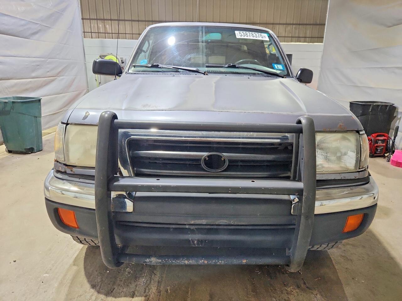 Toyota Tacoma Xtracab