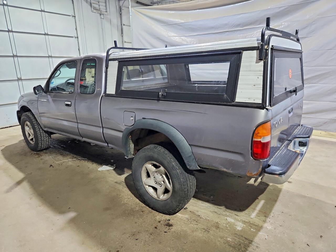Toyota Tacoma Xtracab