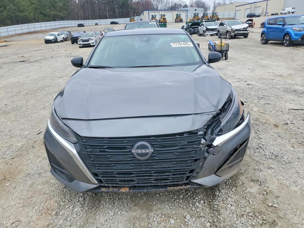 Nissan Altima S