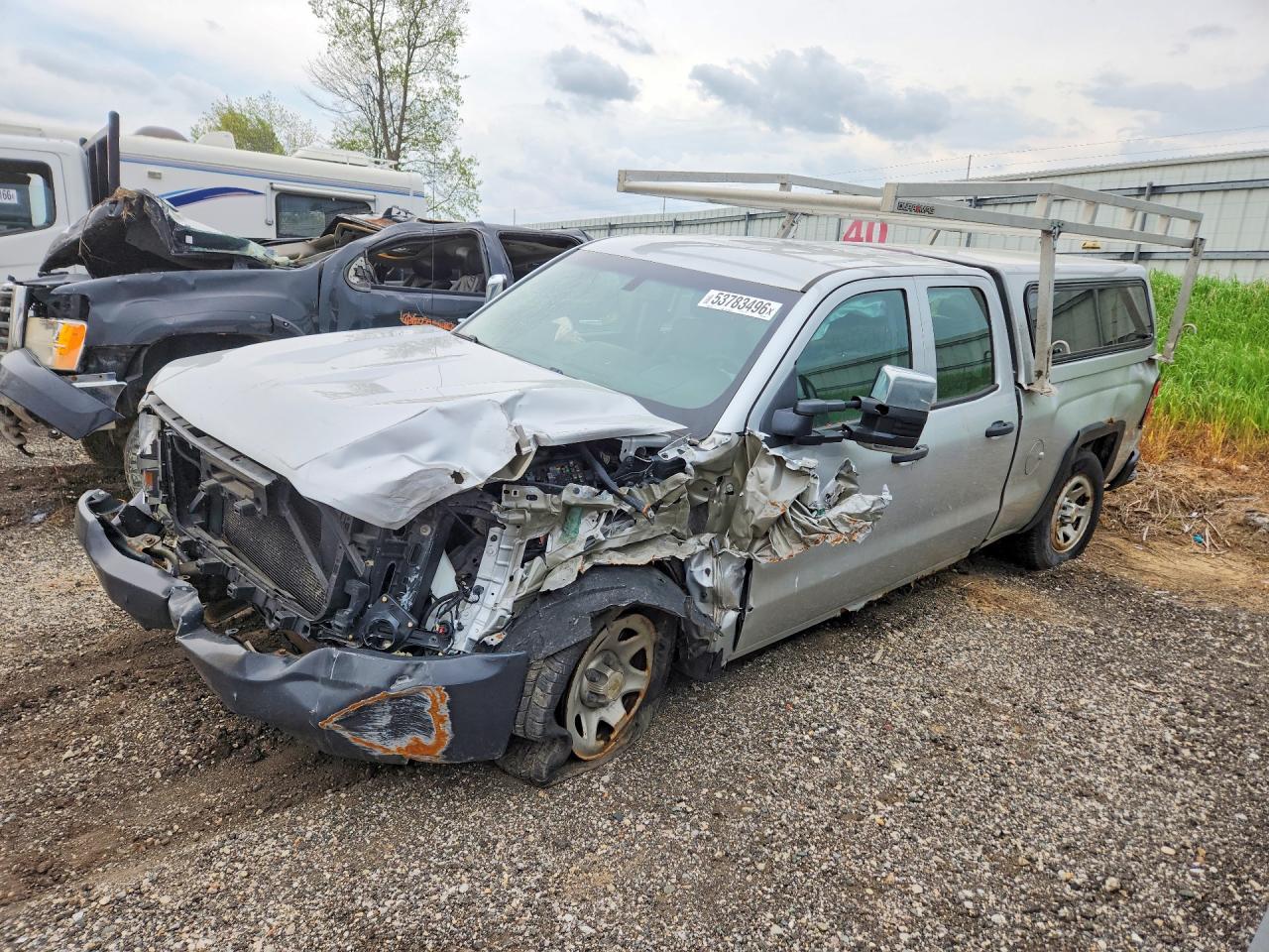 Salvage Chevrolet Silverado Image