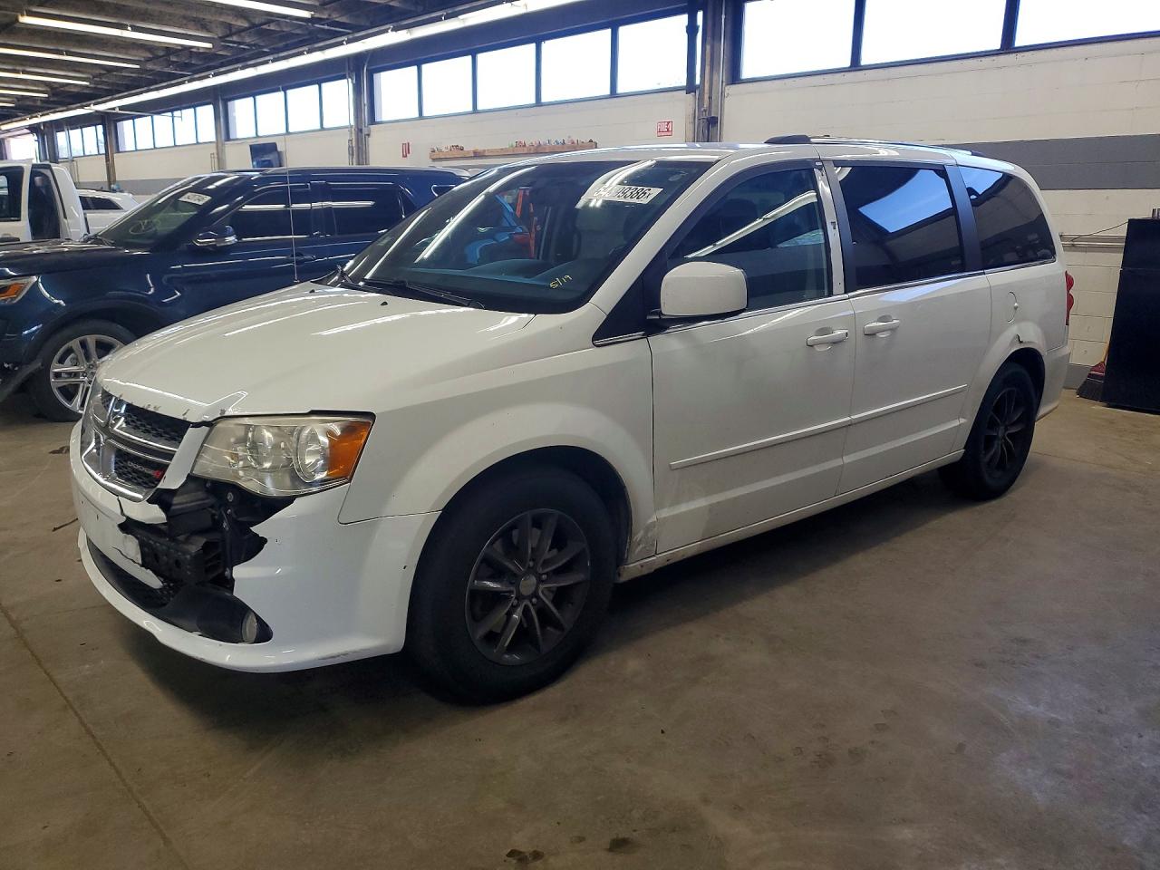Salvage Dodge Caravan Image