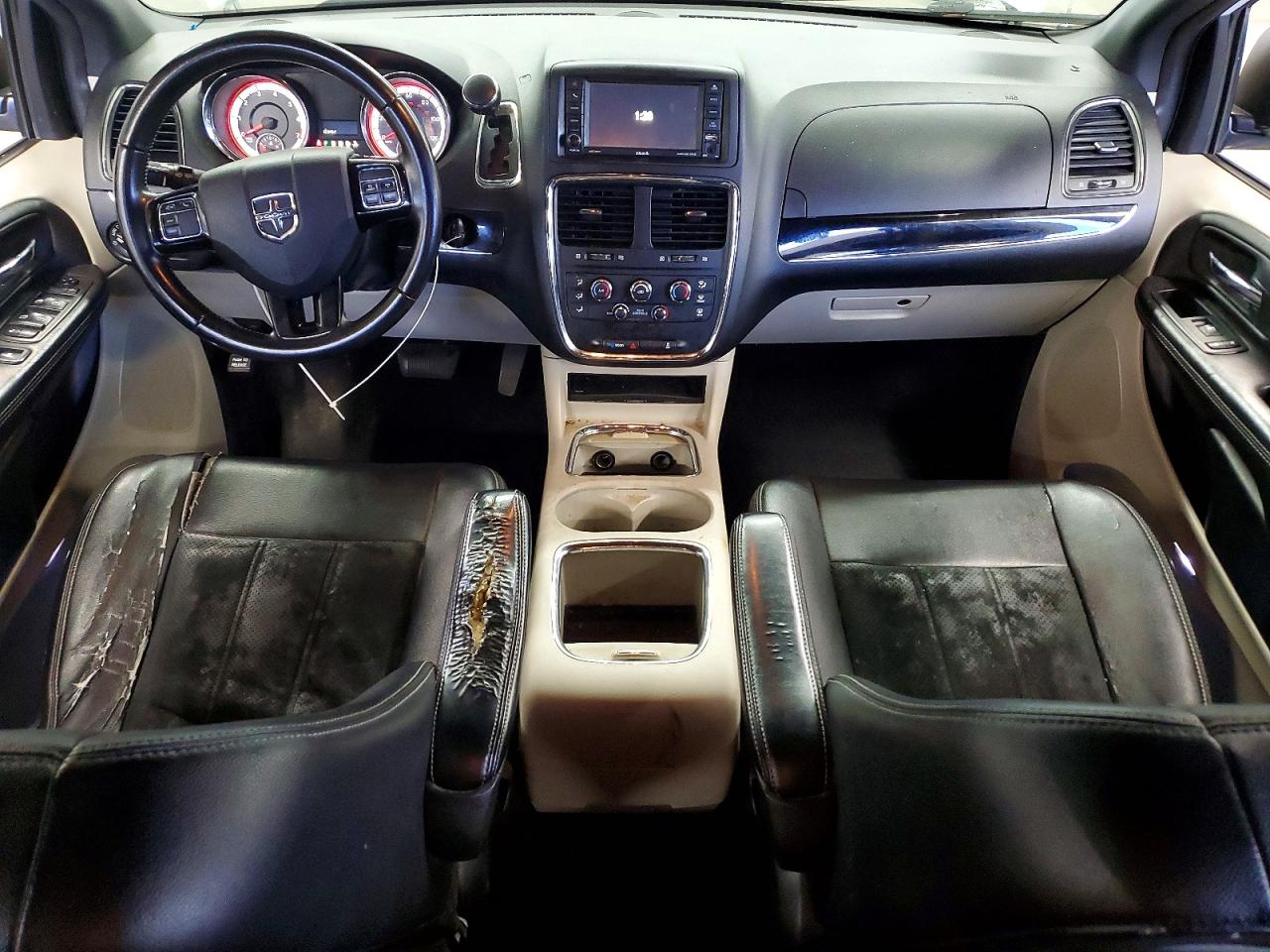 Dodge Caravan Sxt
