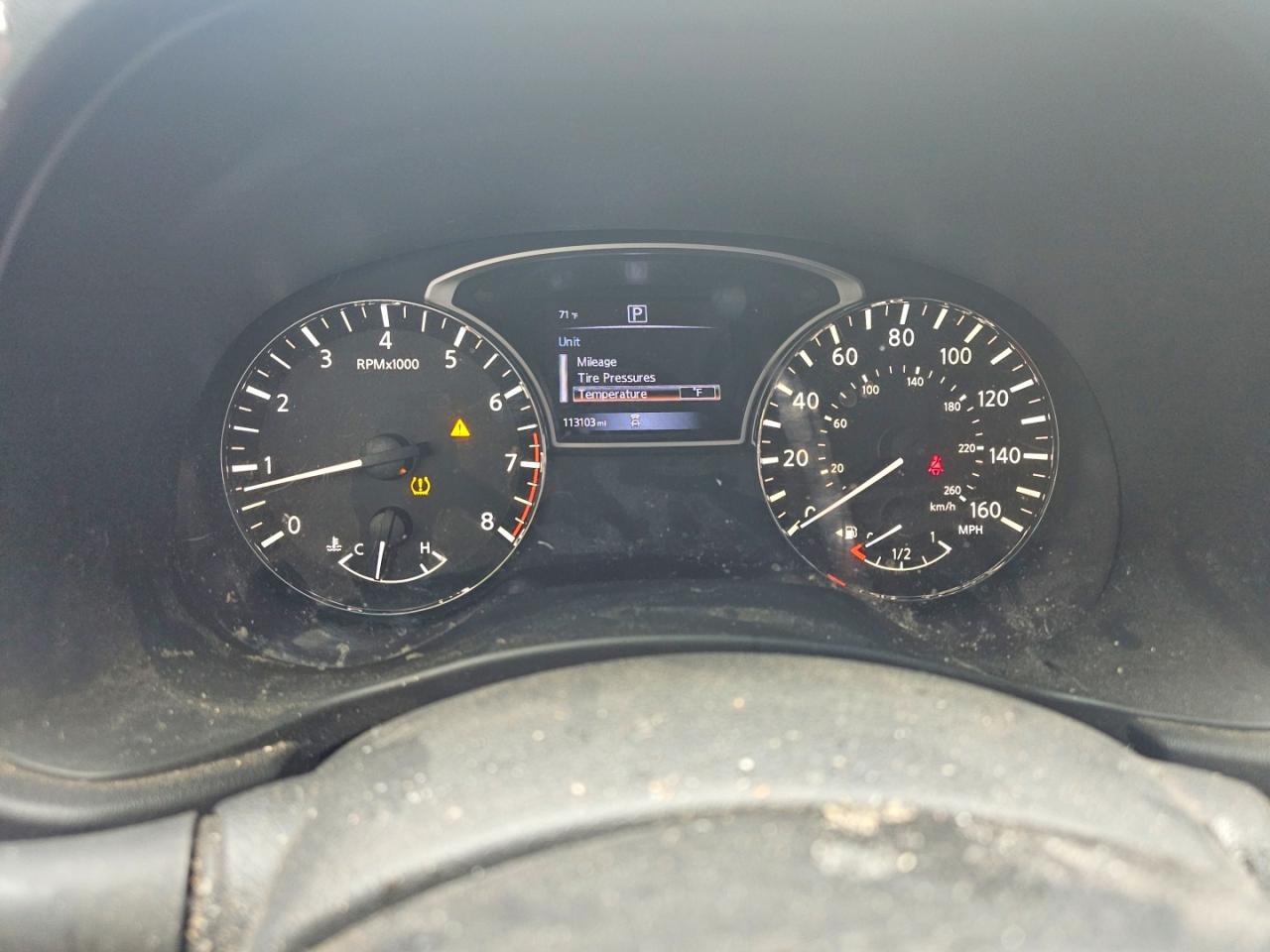 Nissan Pathfinder Sv