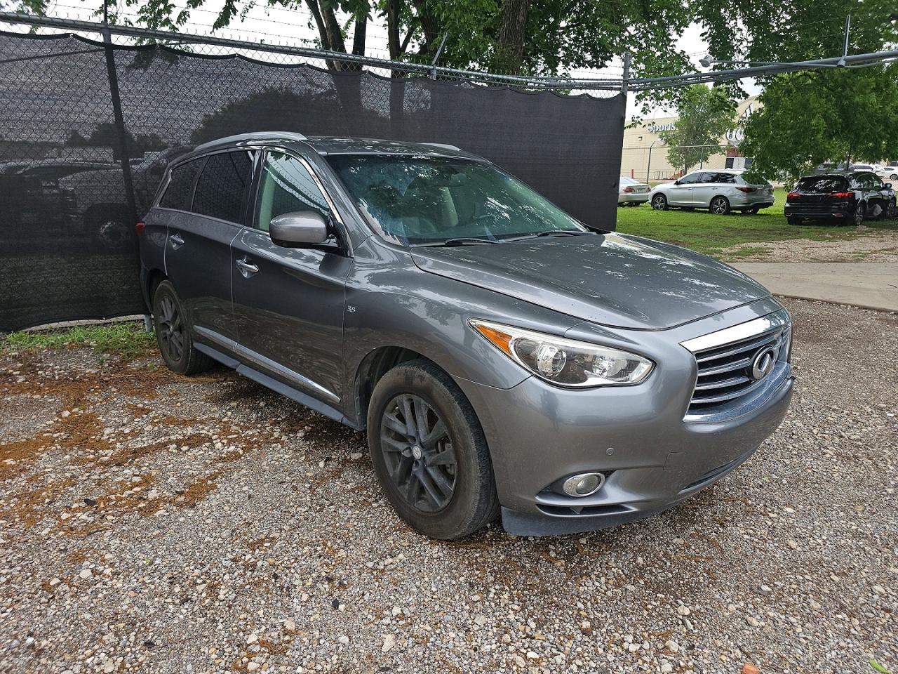 Salvage INFINITI Qx Image