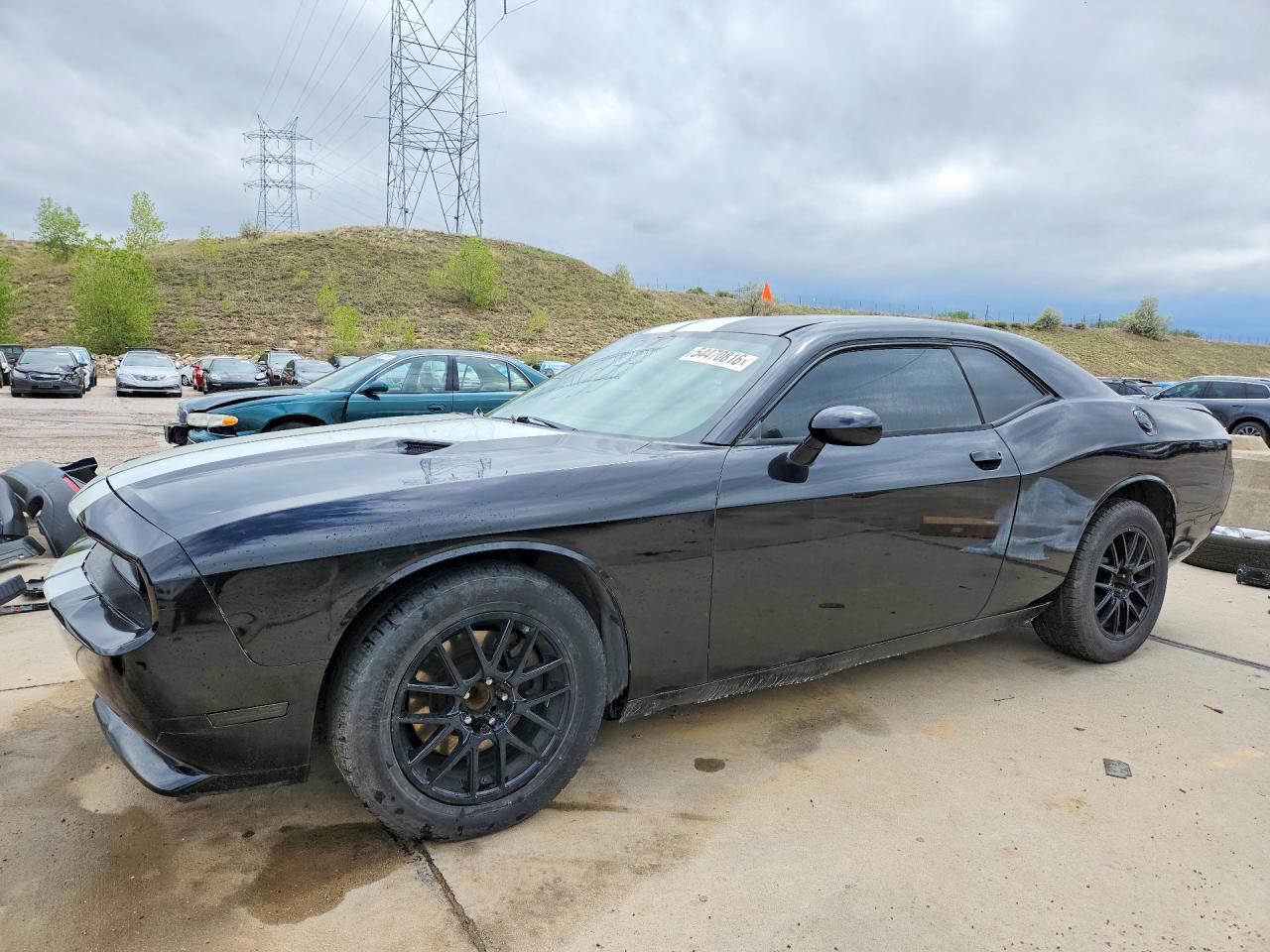 Salvage Dodge Challenger Image