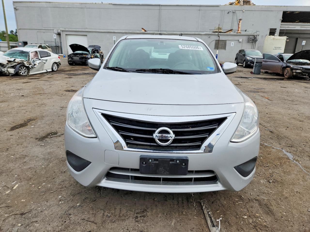 Nissan Versa 1.6 S Plus