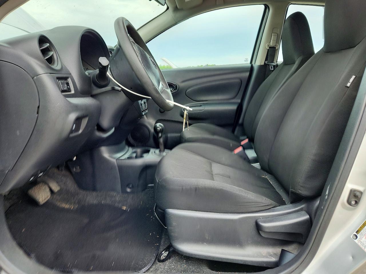 Nissan Versa 1.6 S Plus