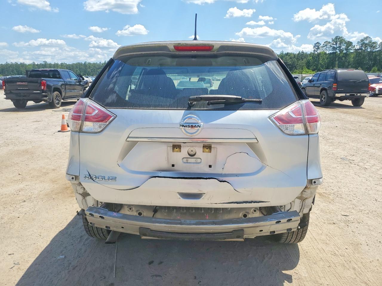 Nissan Rogue S