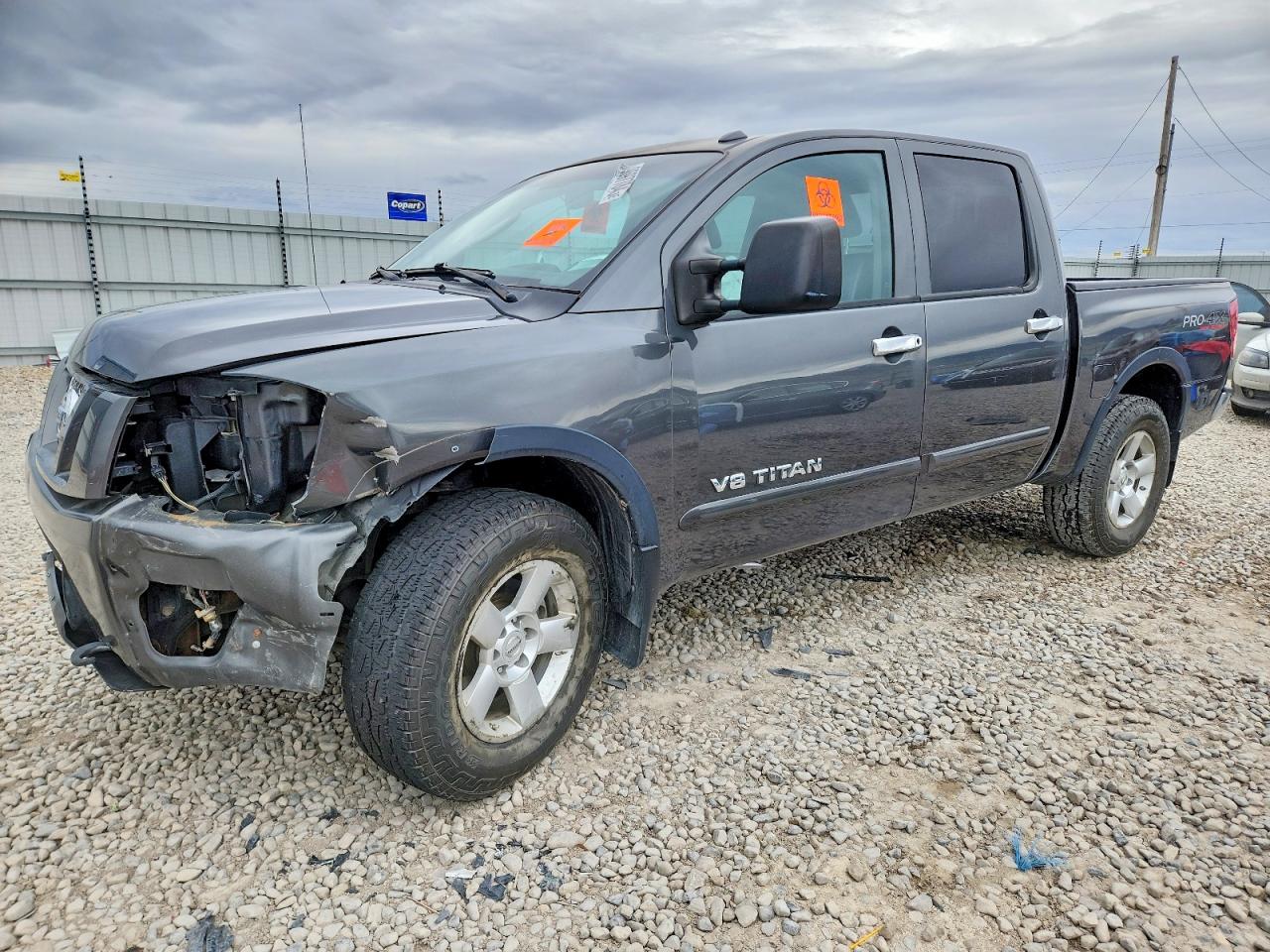 Nissan Titan Sv