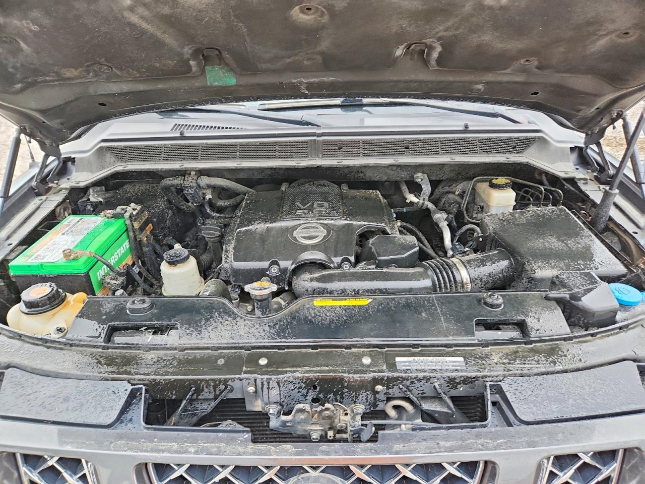 Nissan Titan Sv