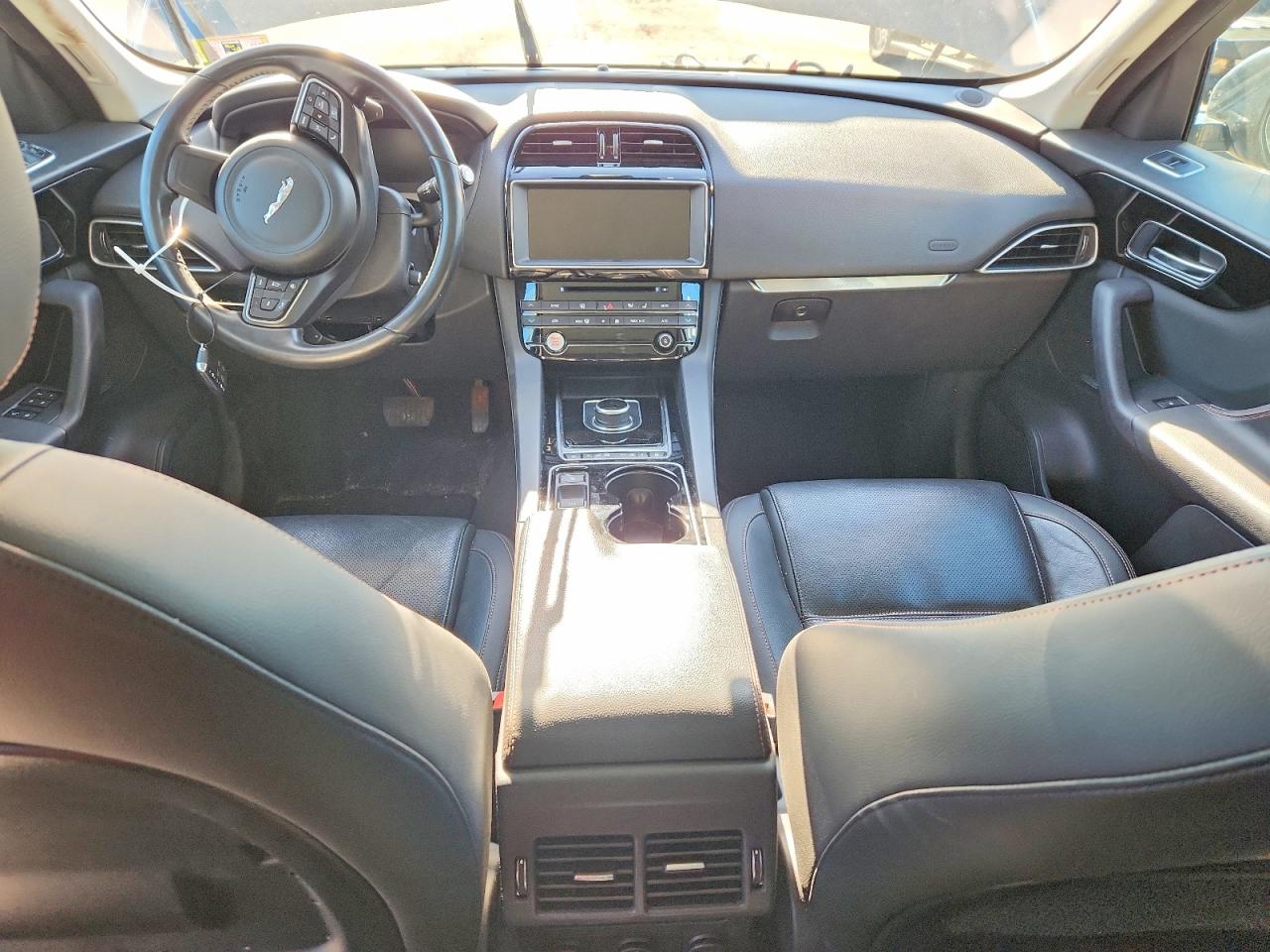 Jaguar F-PACE Prestige