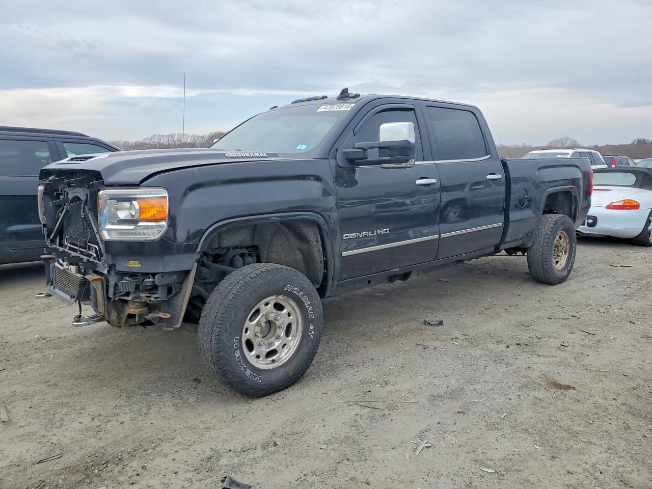 Salvage GMC Sierra Image