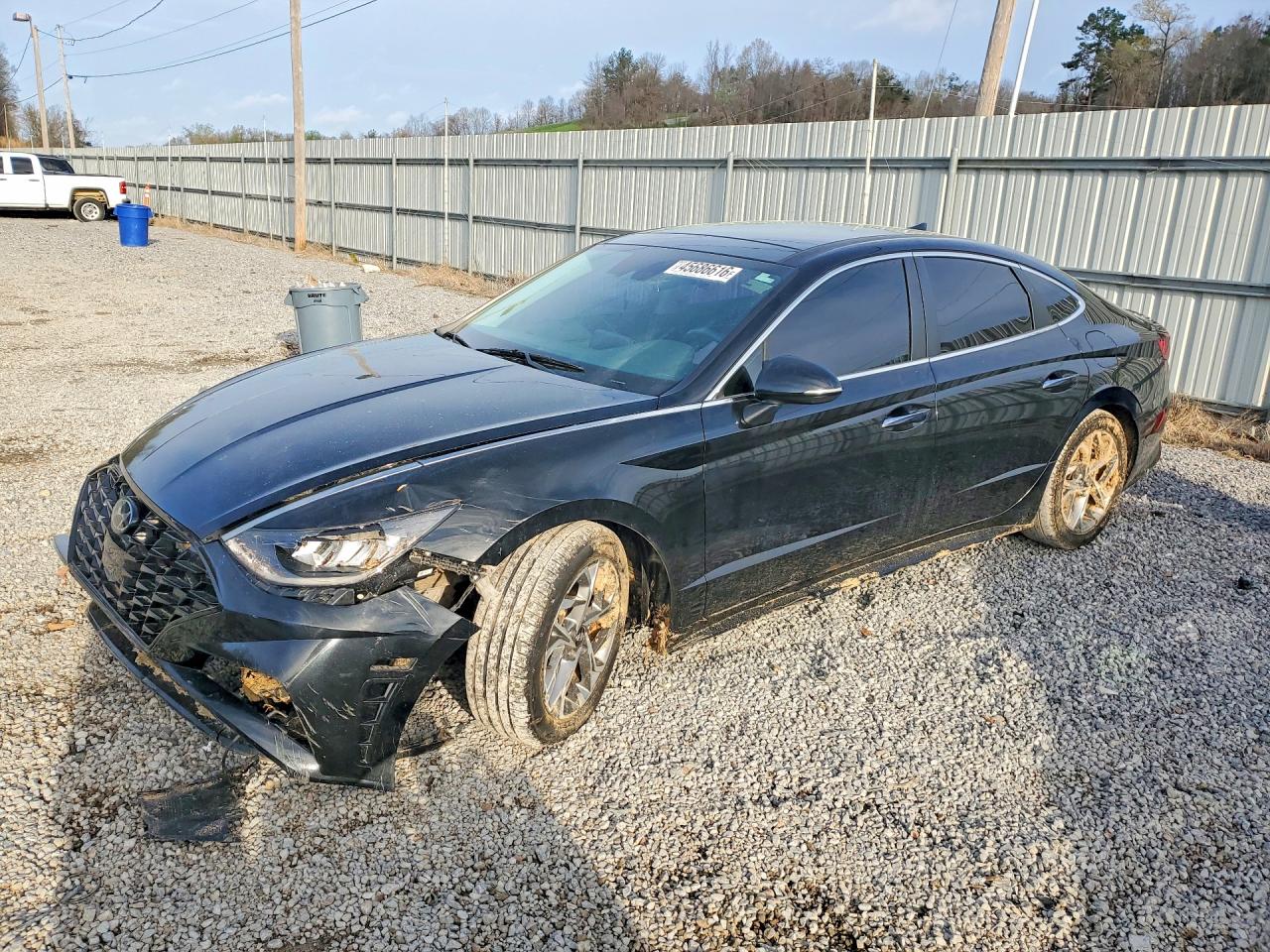Salvage Hyundai SONATA Image