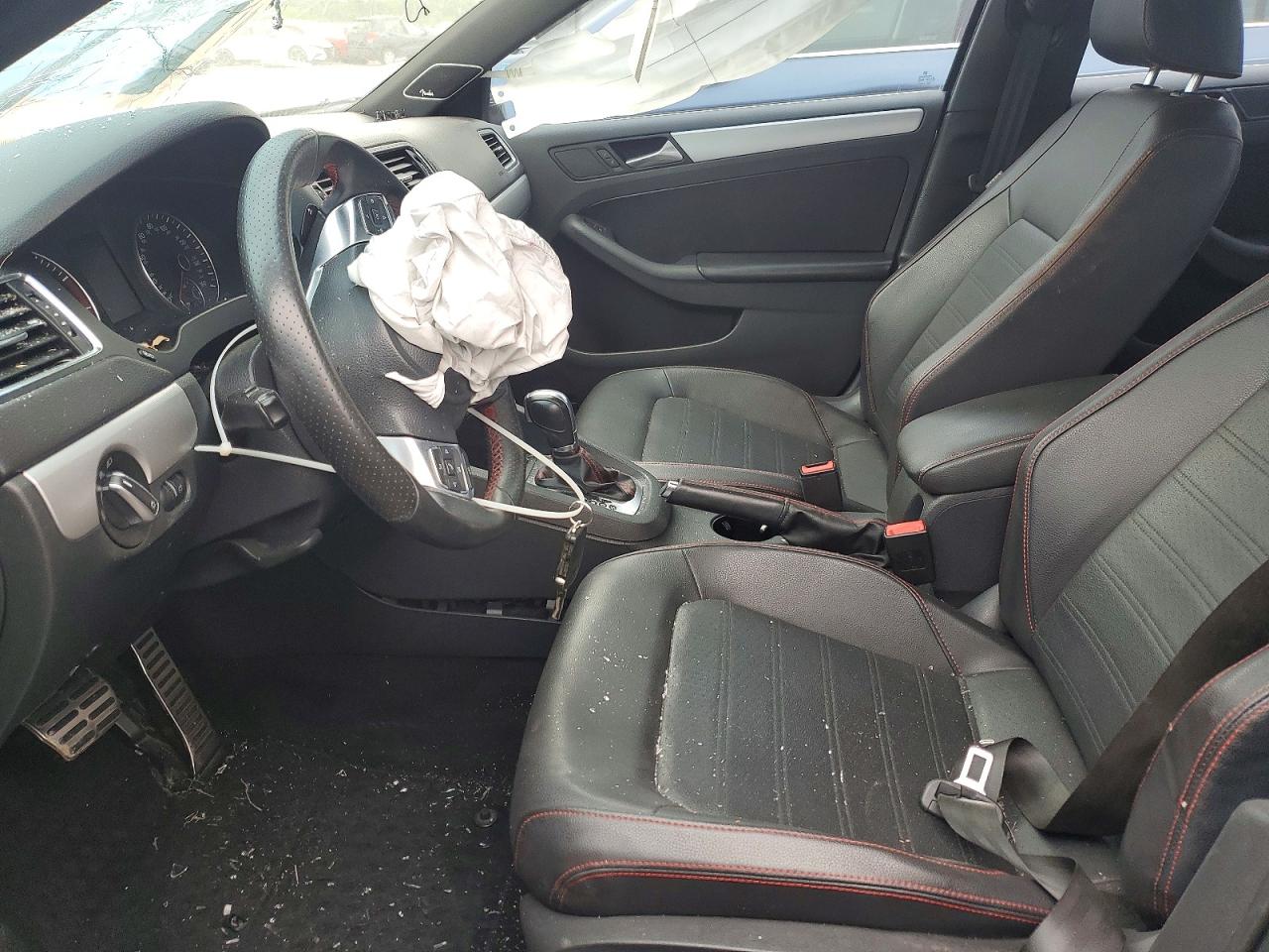 Volkswagen Jetta Gli