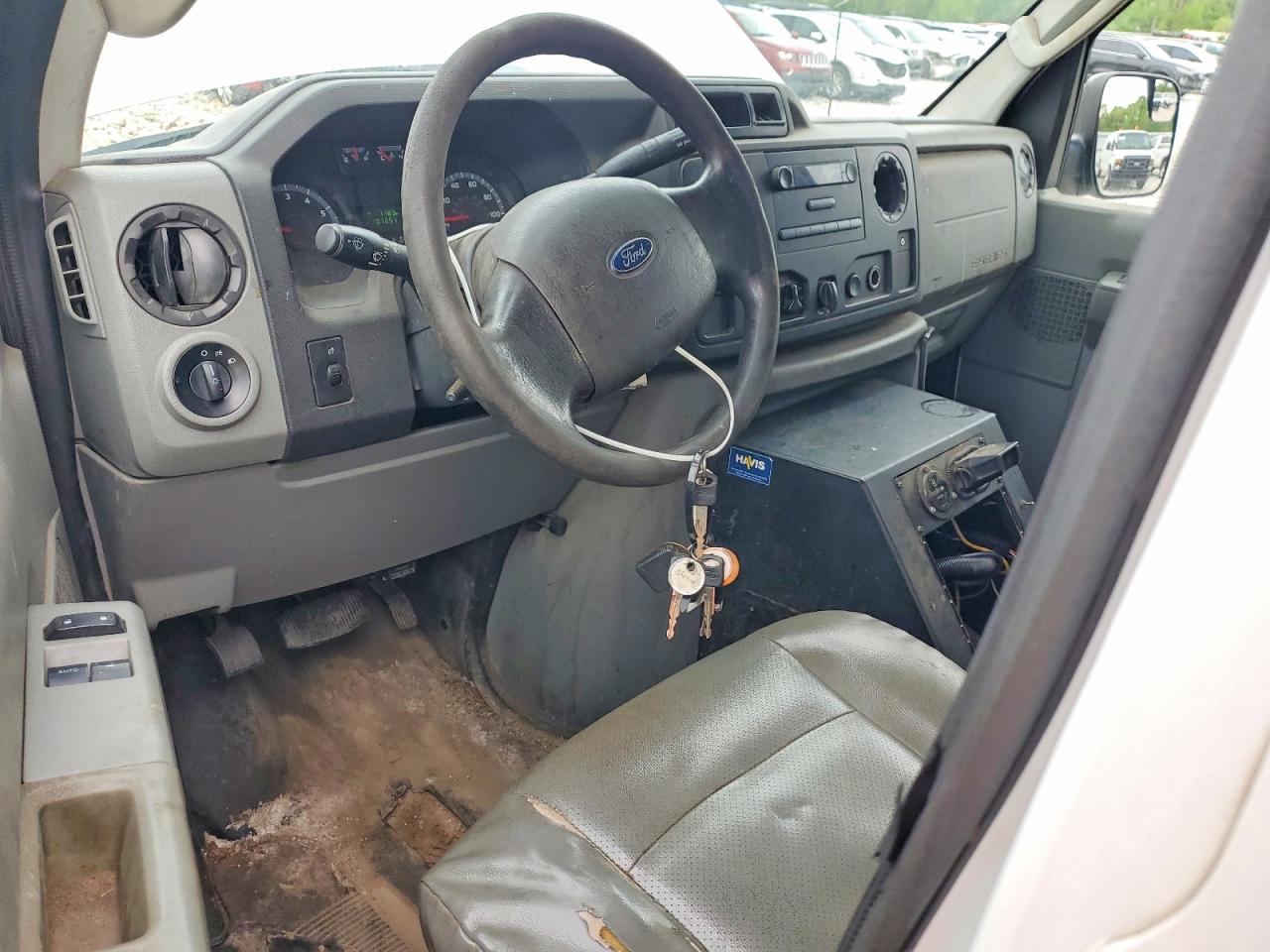Ford Econoline E250 Van