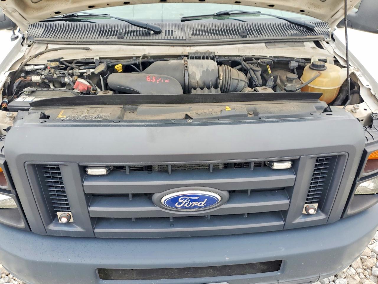 Ford Econoline E250 Van