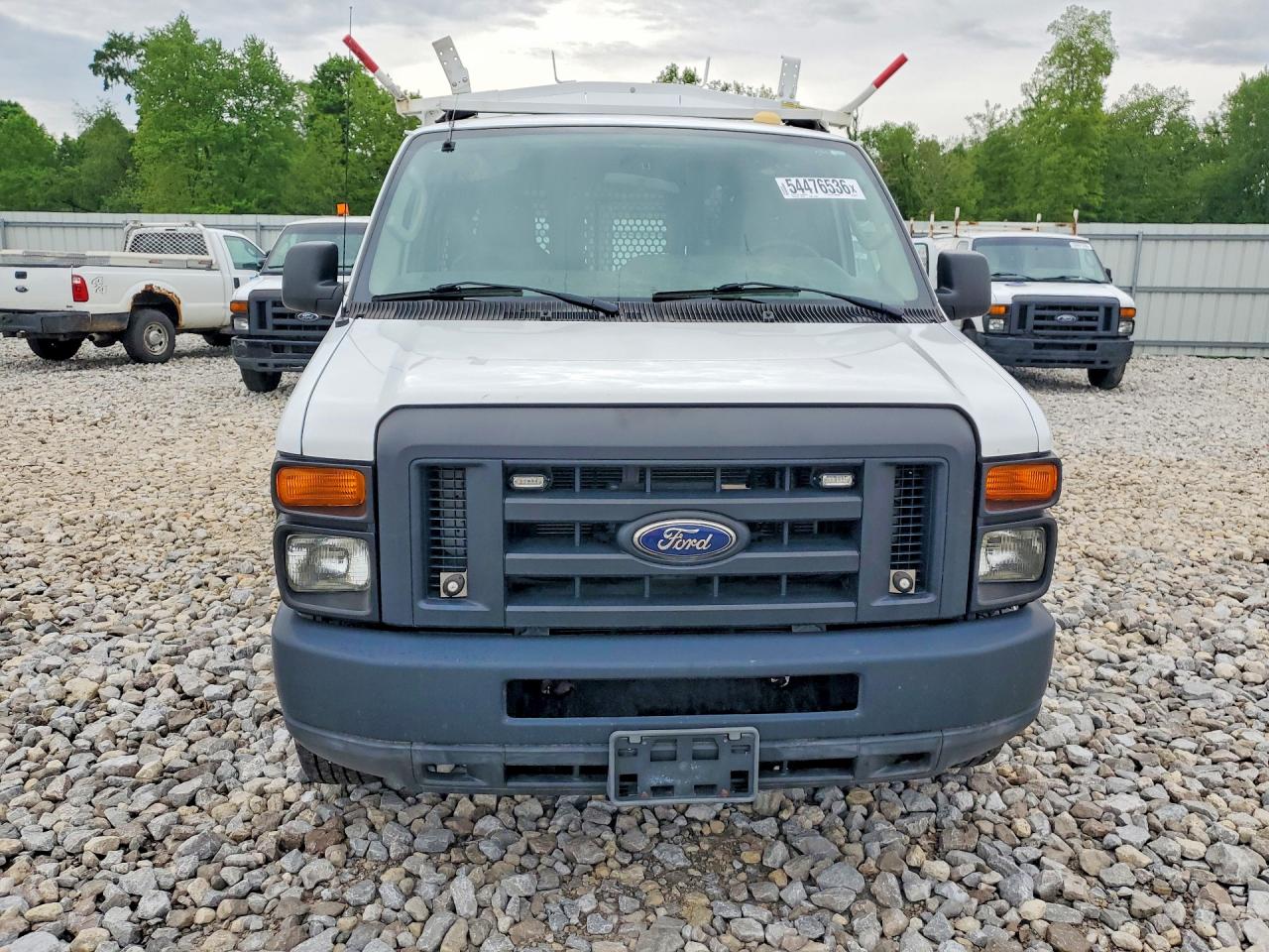 Ford Econoline E250 Van