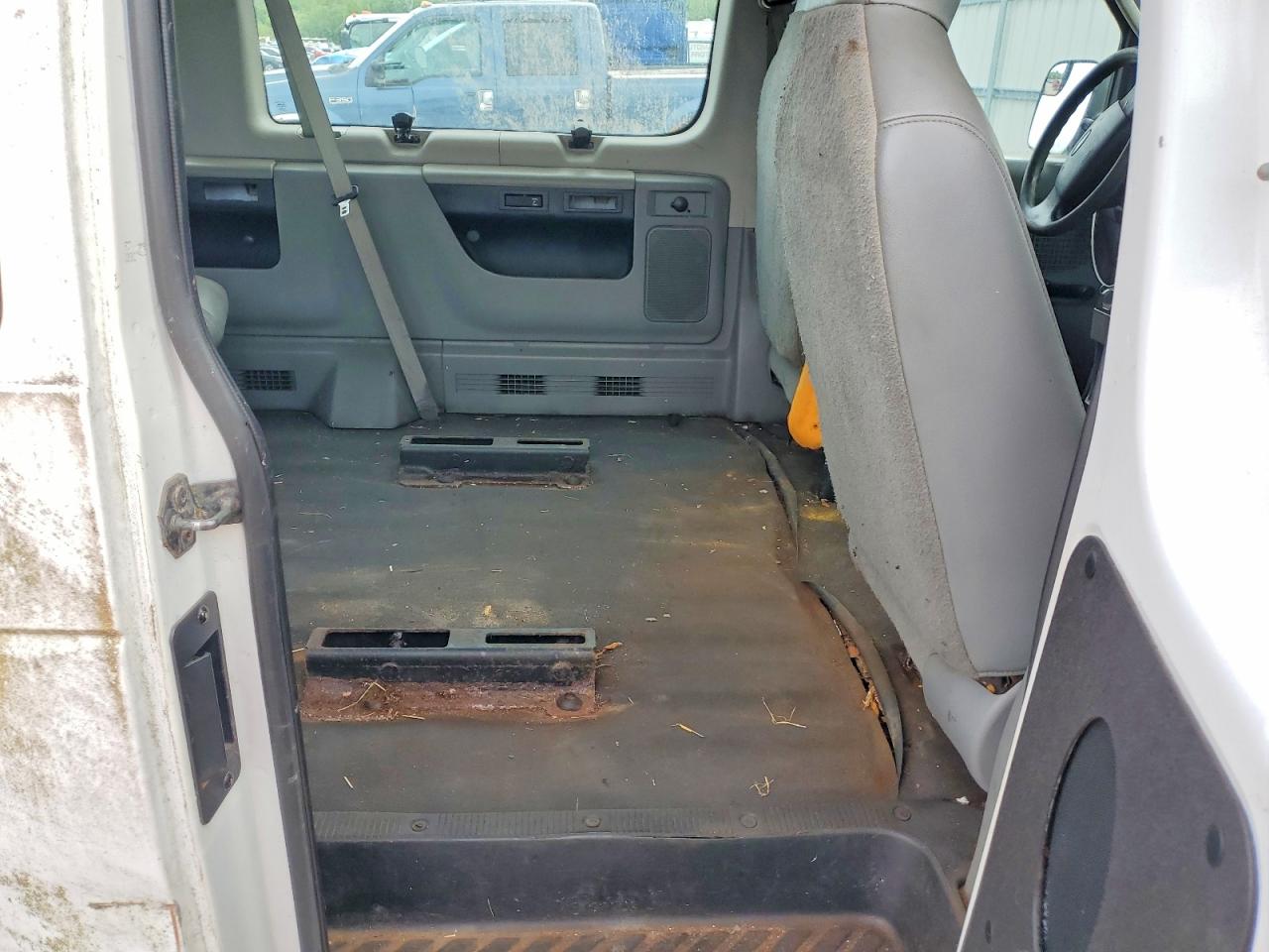 Ford Econoline E150 Wagon