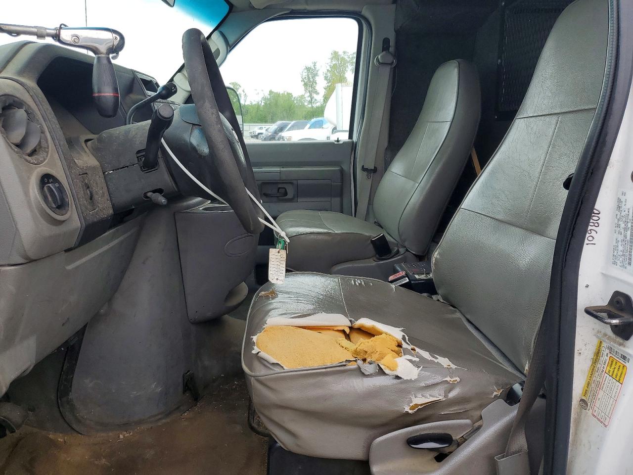 Ford Econoline E350 Super Duty Van