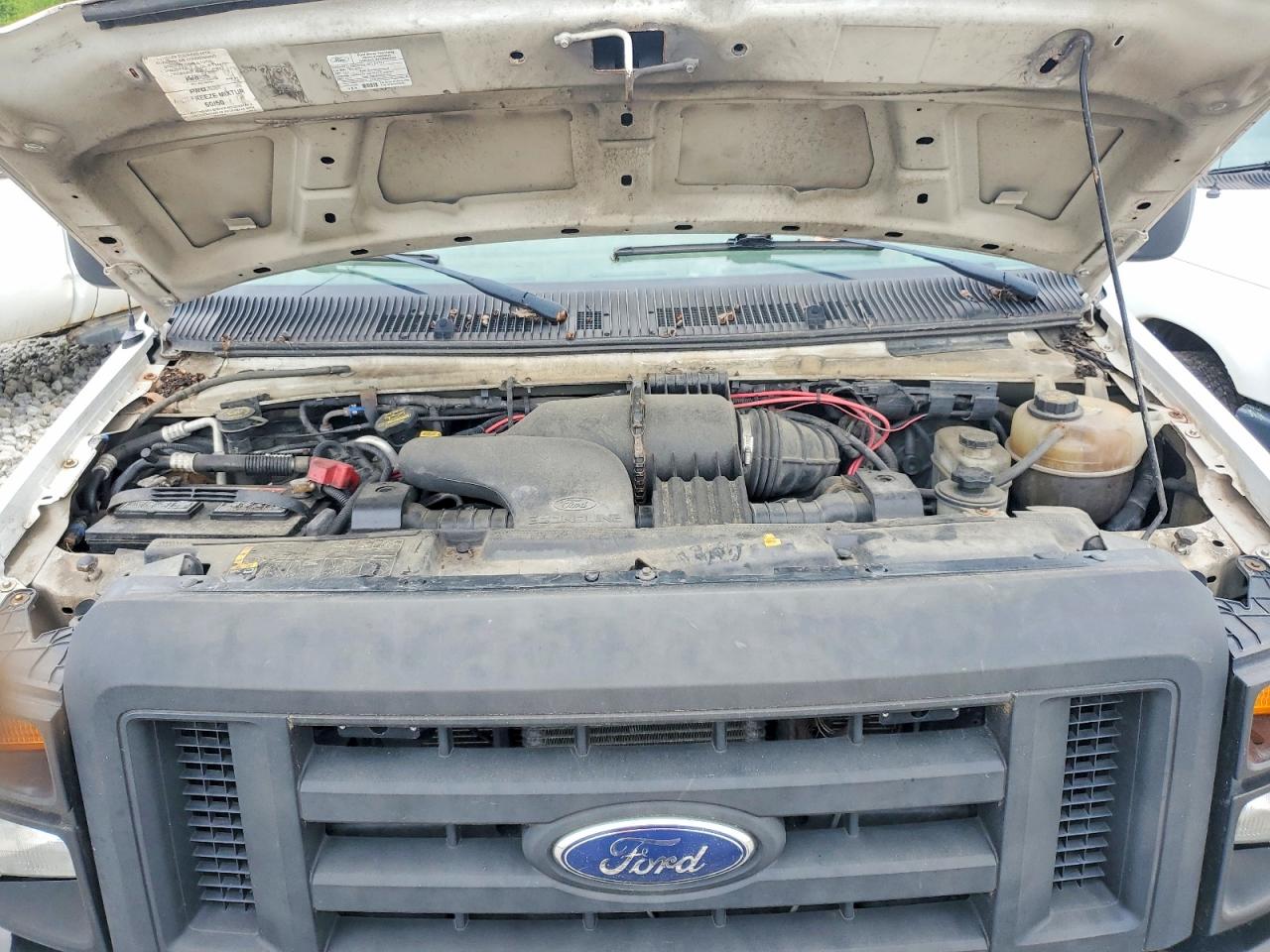 Ford Econoline E350 Super Duty Van