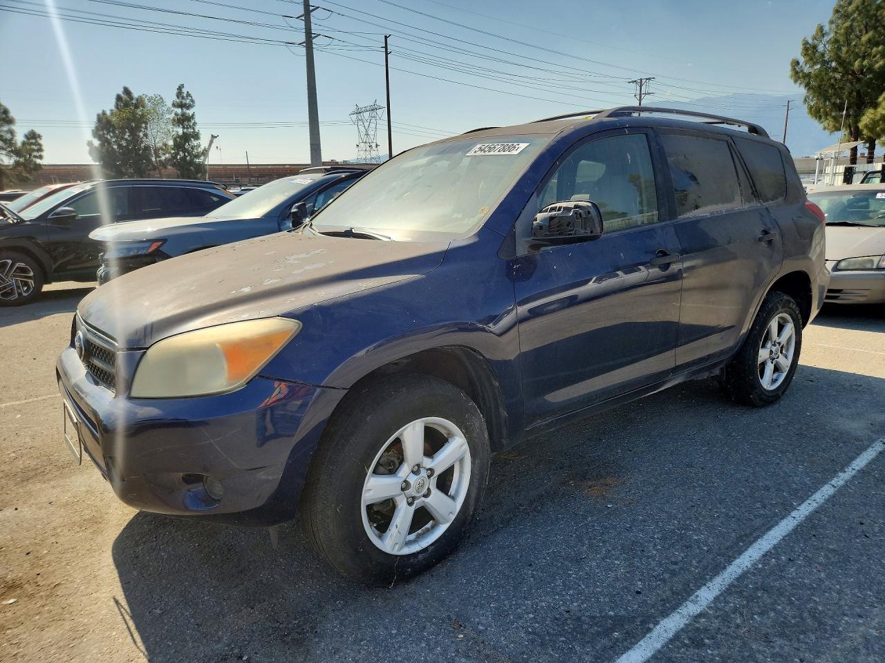 Salvage Toyota RAV4 Image