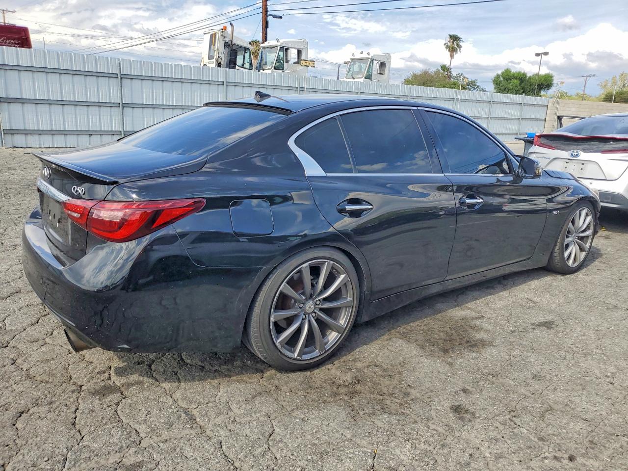 INFINITI Q50