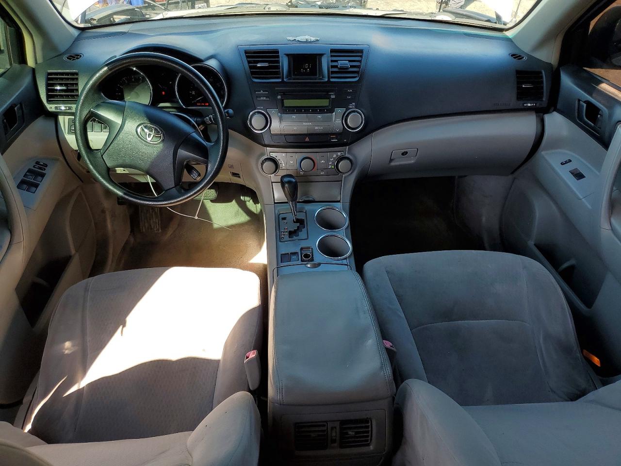 Toyota Highlander Base