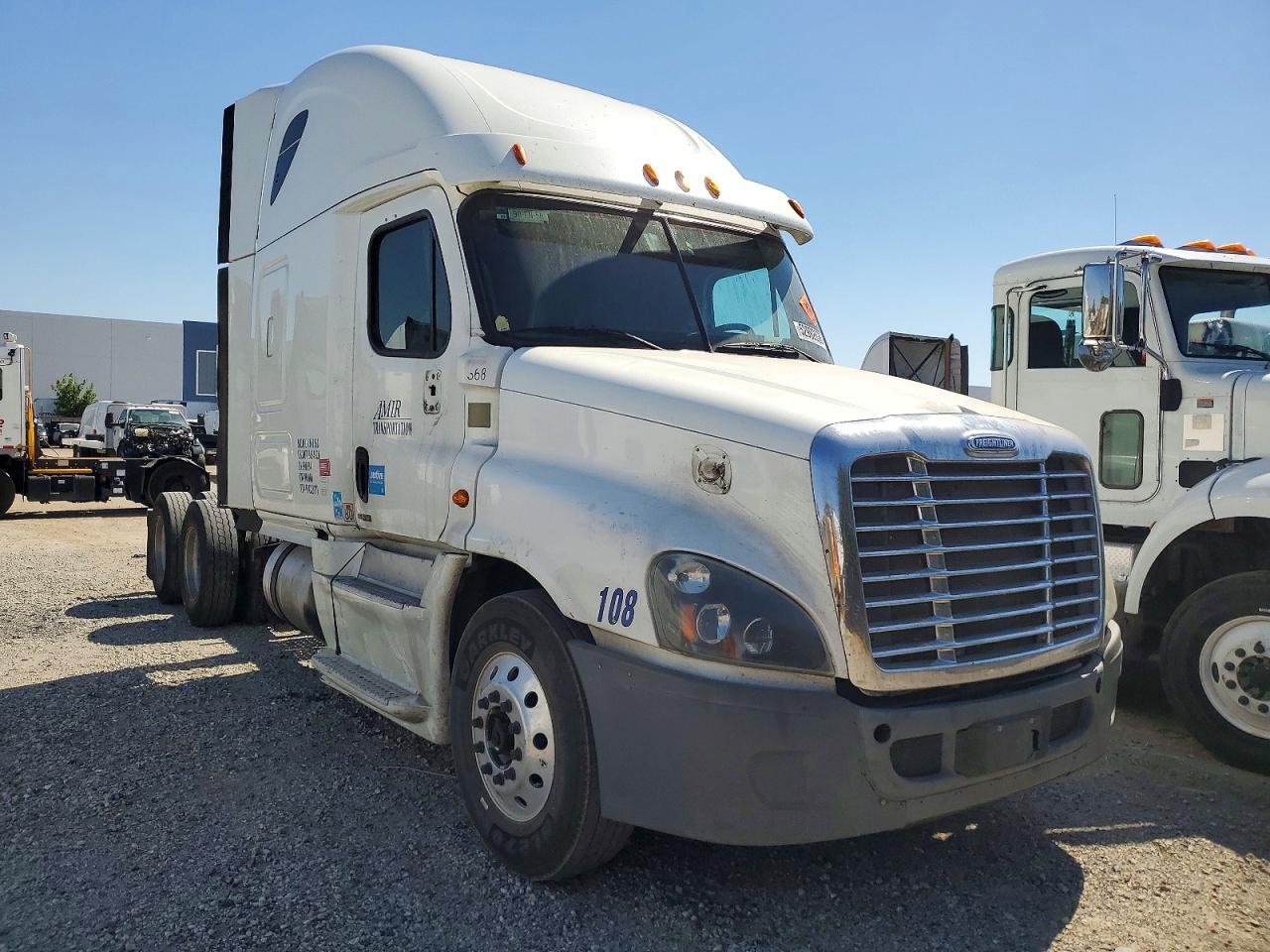Salvage Freightliner Cascadia 125 Image