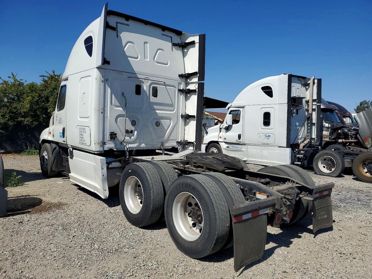 Freightliner Cascadia 125