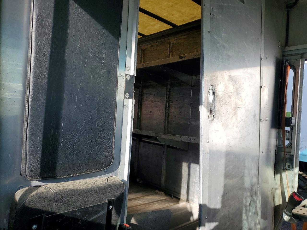 Freightliner Chassis M Line Walk-in Van
