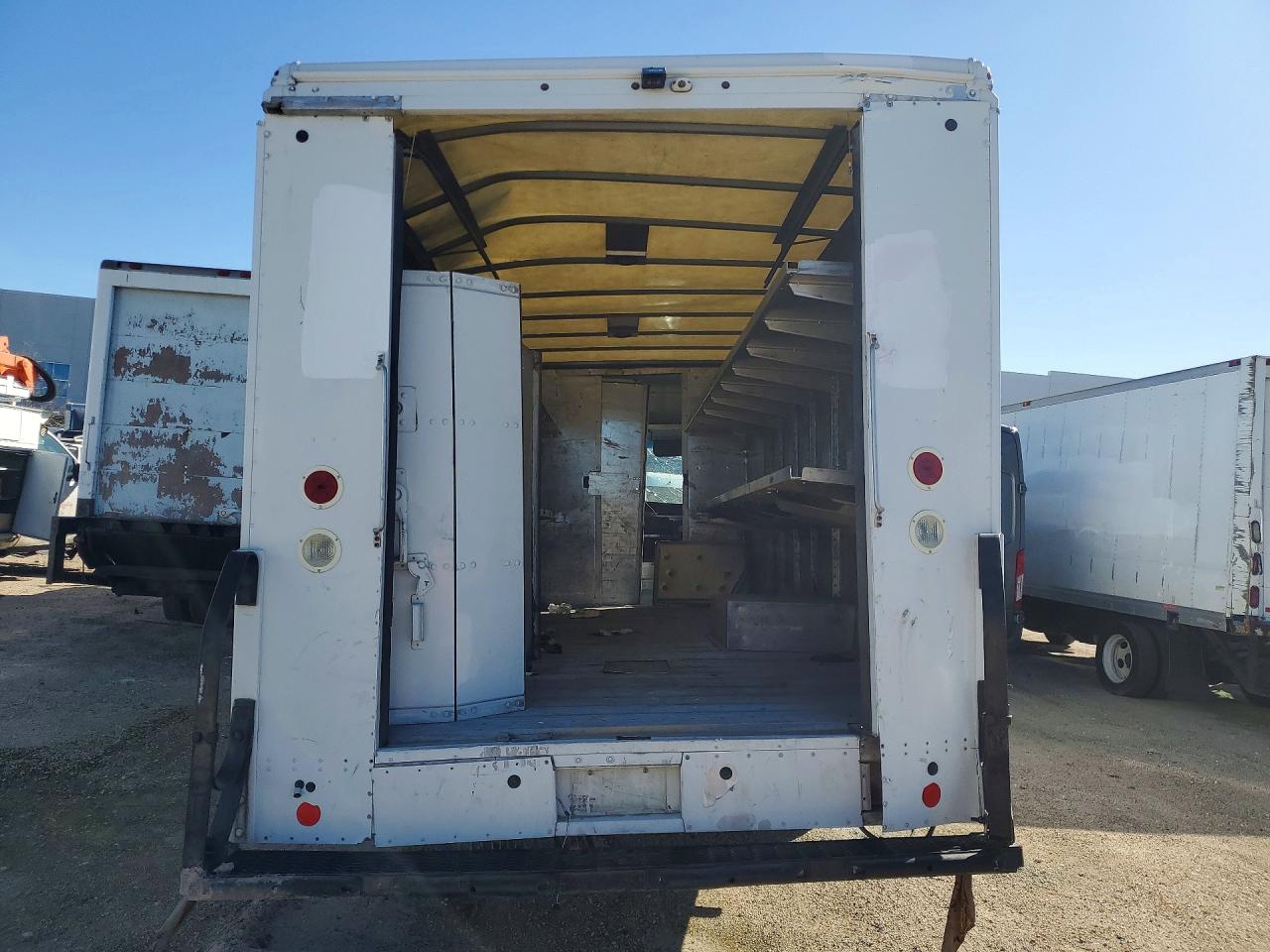 Freightliner Chassis M Line Walk-in Van