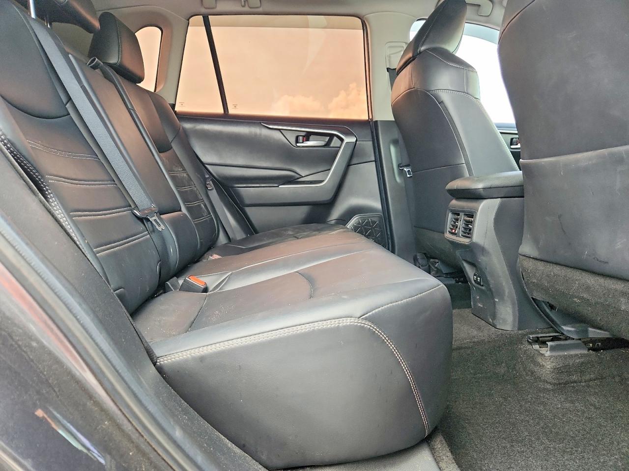 Toyota RAV4 Xle Premium