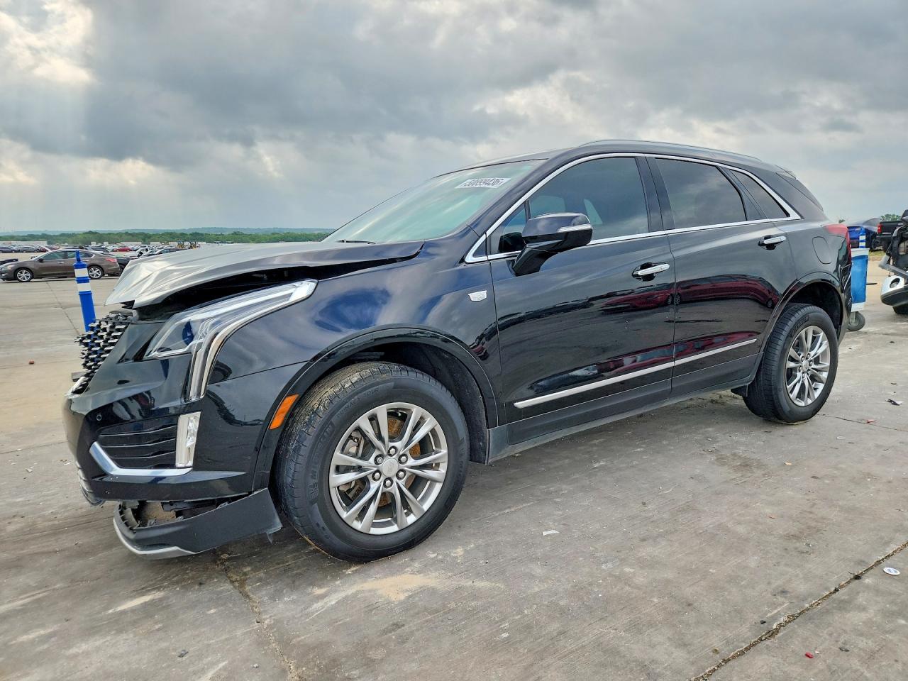 Salvage Cadillac XT5 Image