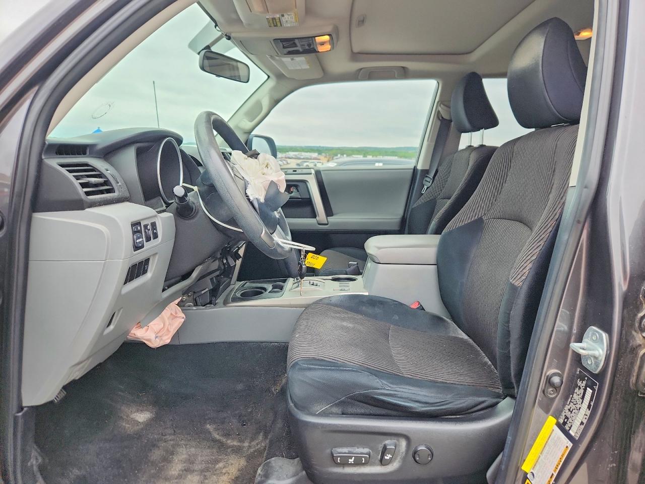 Toyota 4Runner Sr5