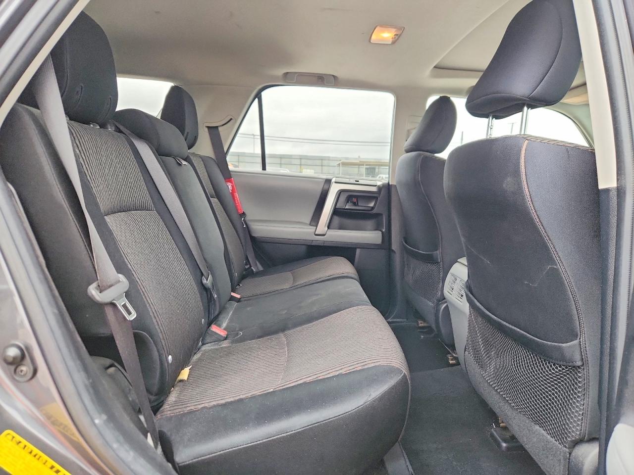 Toyota 4Runner Sr5