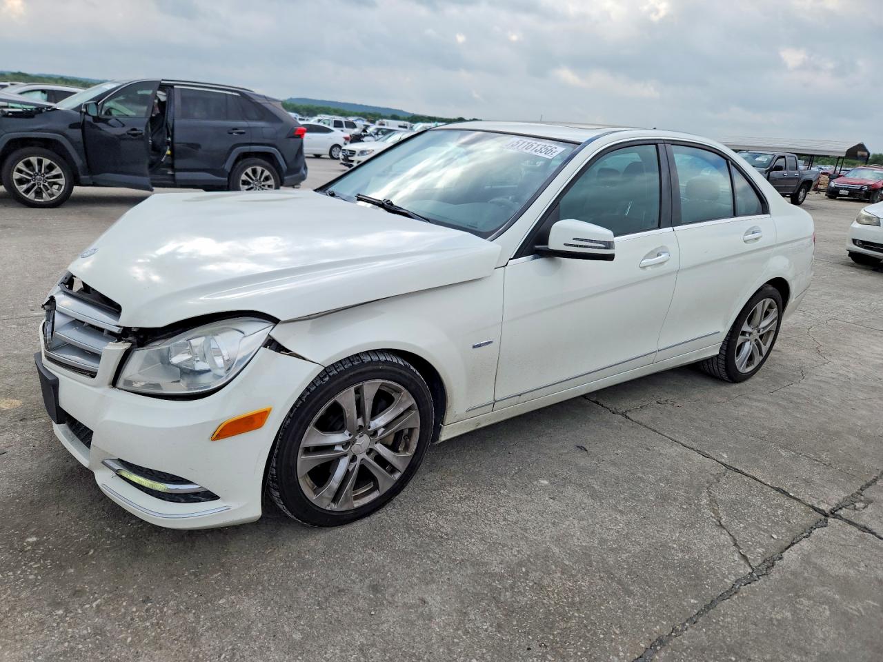 Salvage Mercedes-Benz C-Class Image