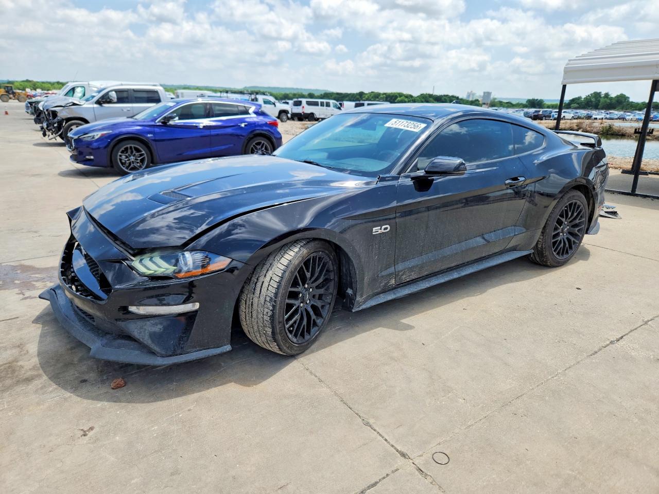 Salvage Ford Mustang Image