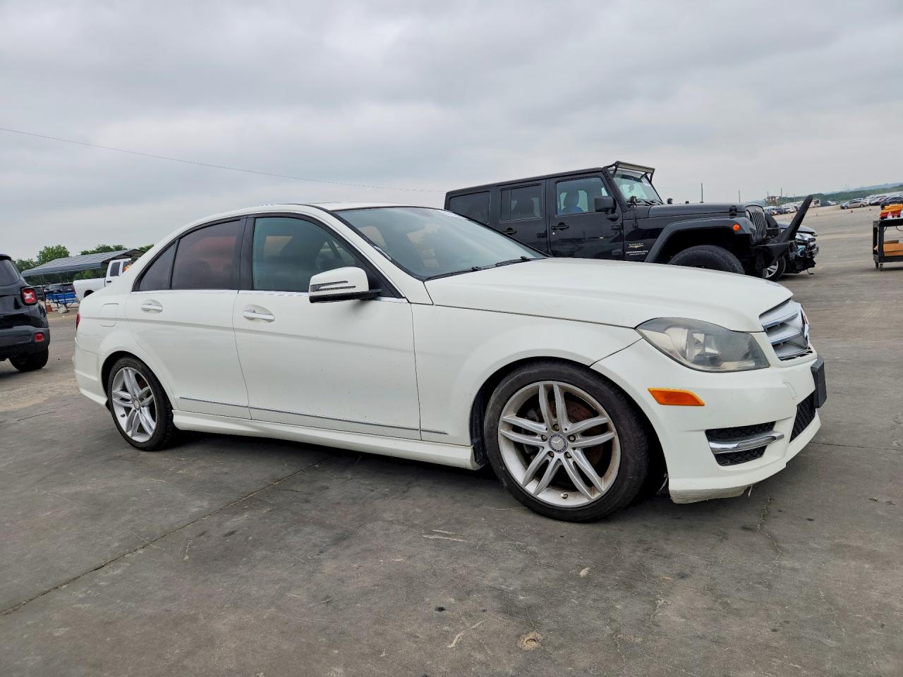 Mercedes-Benz C-Class 250