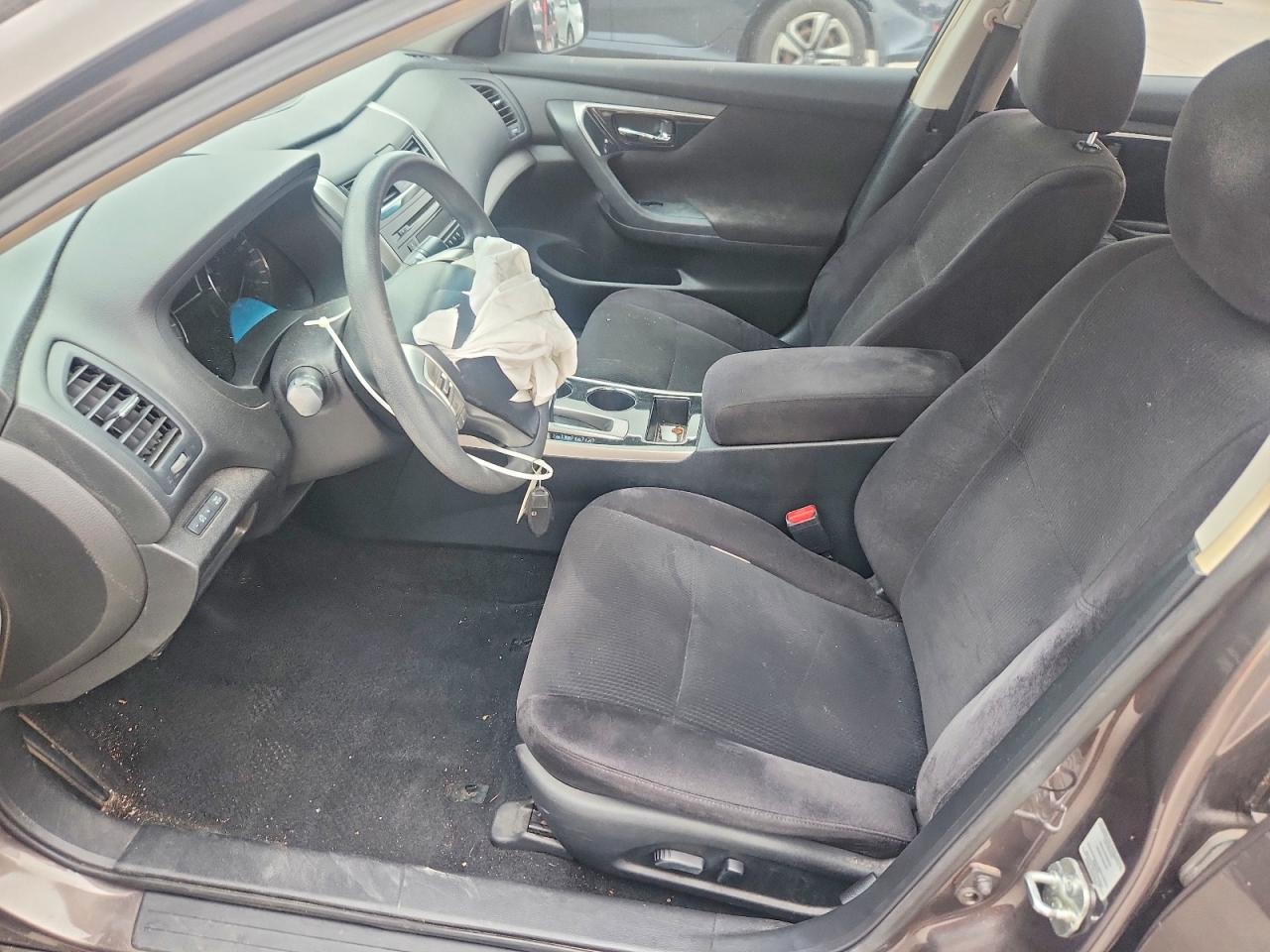 Nissan Altima S