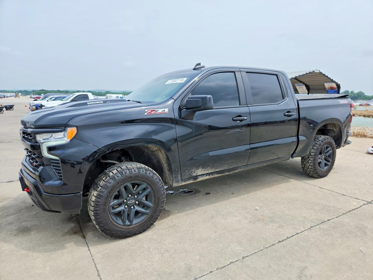 Salvage Chevrolet Silverado Image