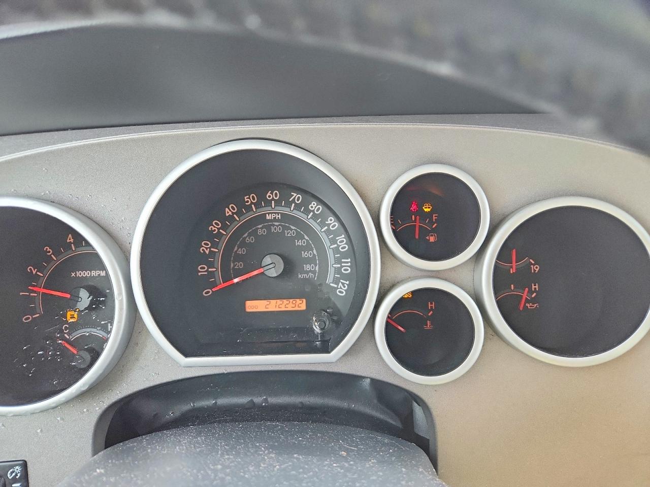Toyota Sequoia Sr5