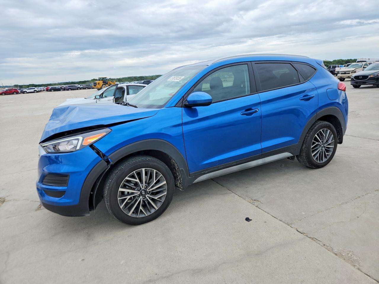 Salvage Hyundai TUCSON Image