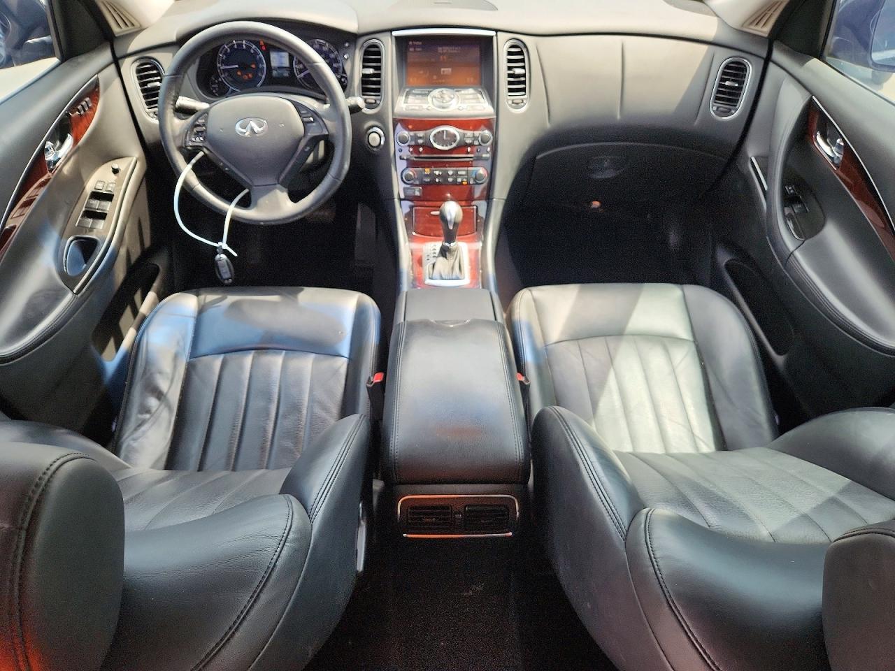 INFINITI Qx Base