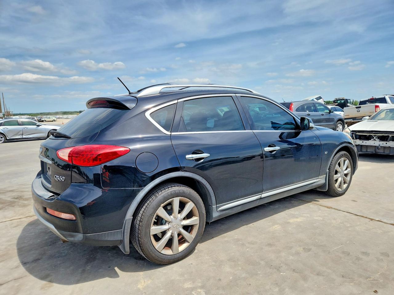 INFINITI Qx Base