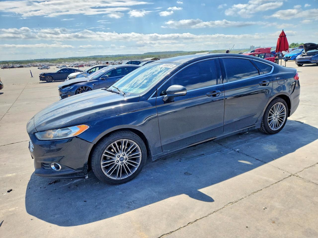 Salvage Ford Fusion Image
