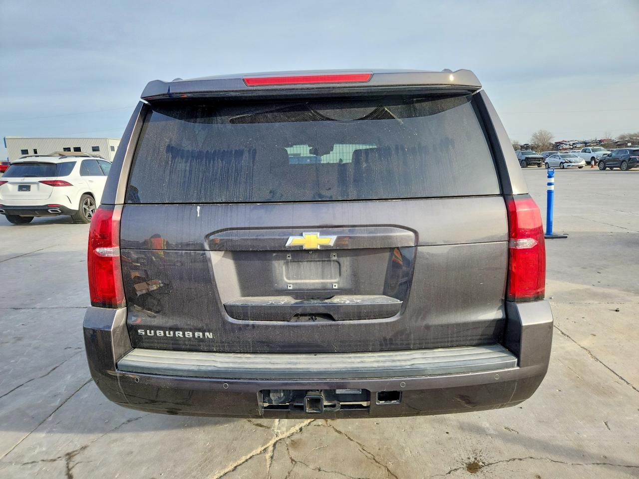 Chevrolet Suburban C1500 Lt