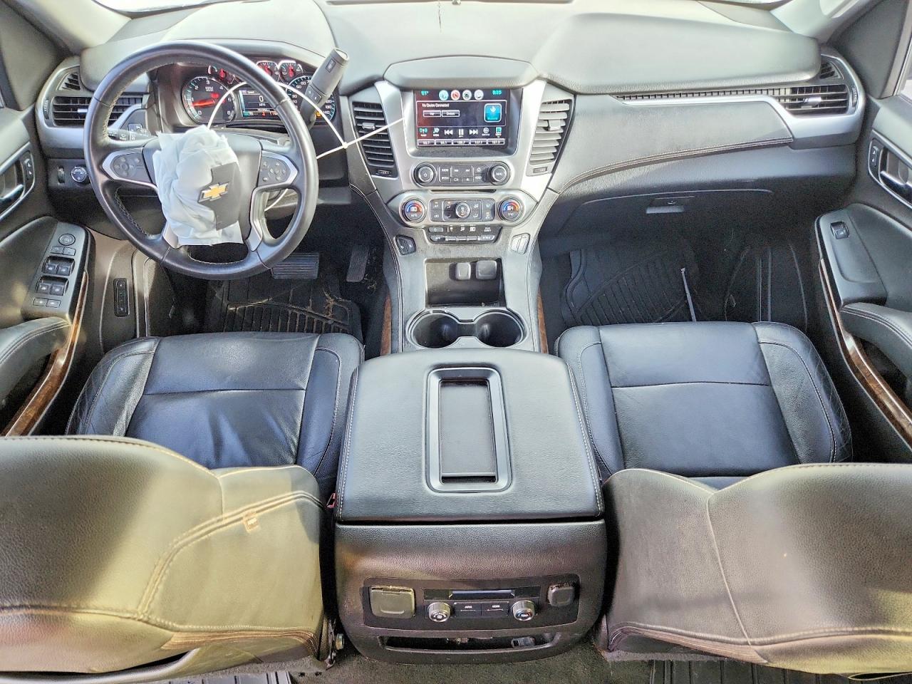 Chevrolet Suburban C1500 Lt