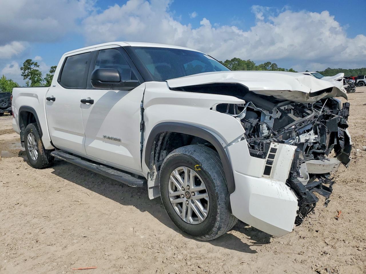Toyota Tundra Sr5